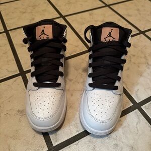 White, pink, black Air Jordan 1 Mid